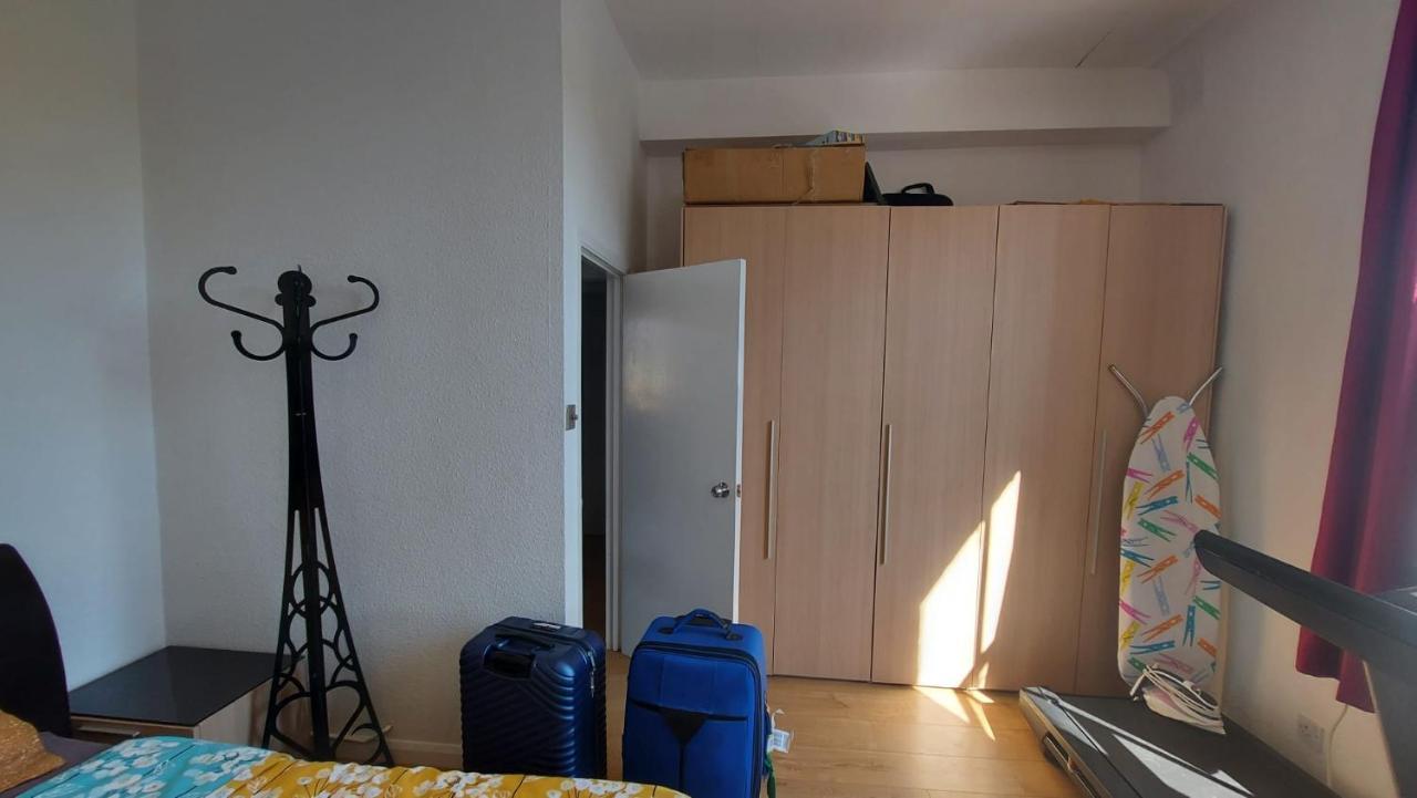 Extra Large One Bedroom Flat With Parking Londres Extérieur photo