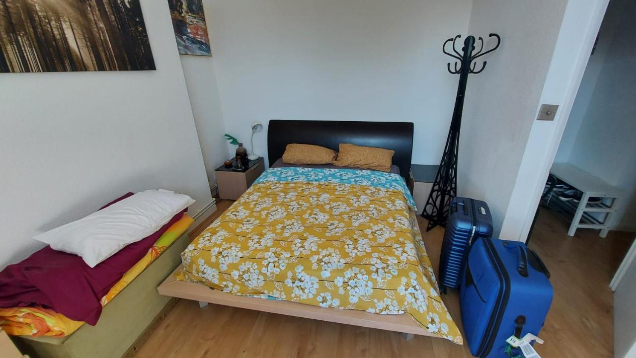 Extra Large One Bedroom Flat With Parking Londres Extérieur photo