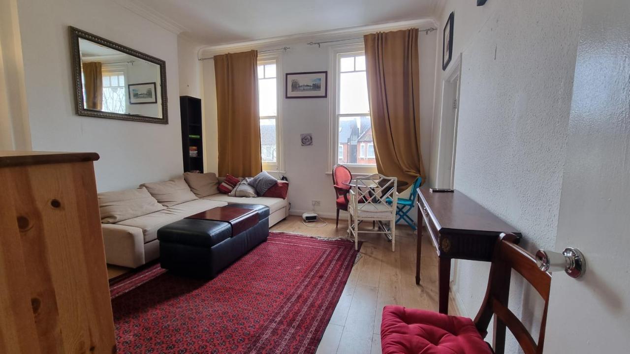 Extra Large One Bedroom Flat With Parking Londres Extérieur photo