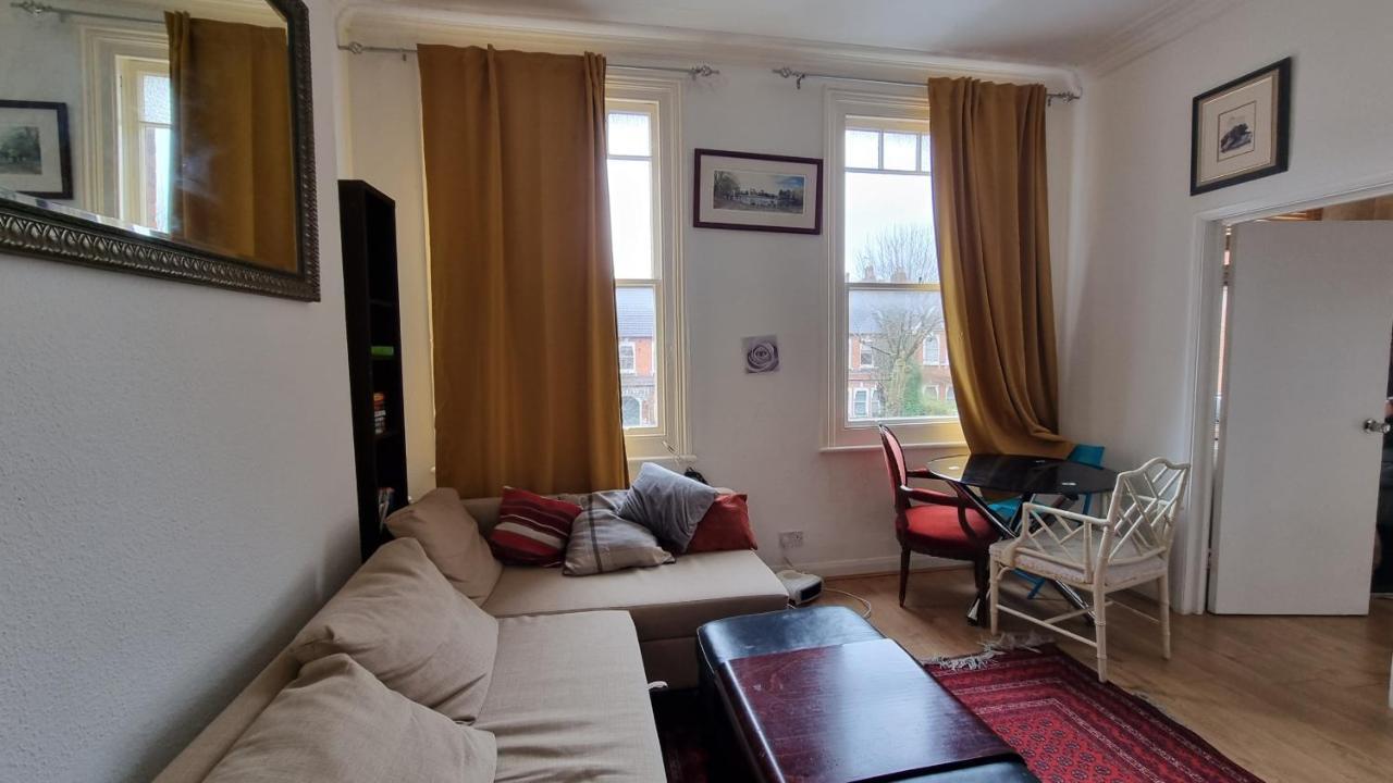 Extra Large One Bedroom Flat With Parking Londres Extérieur photo